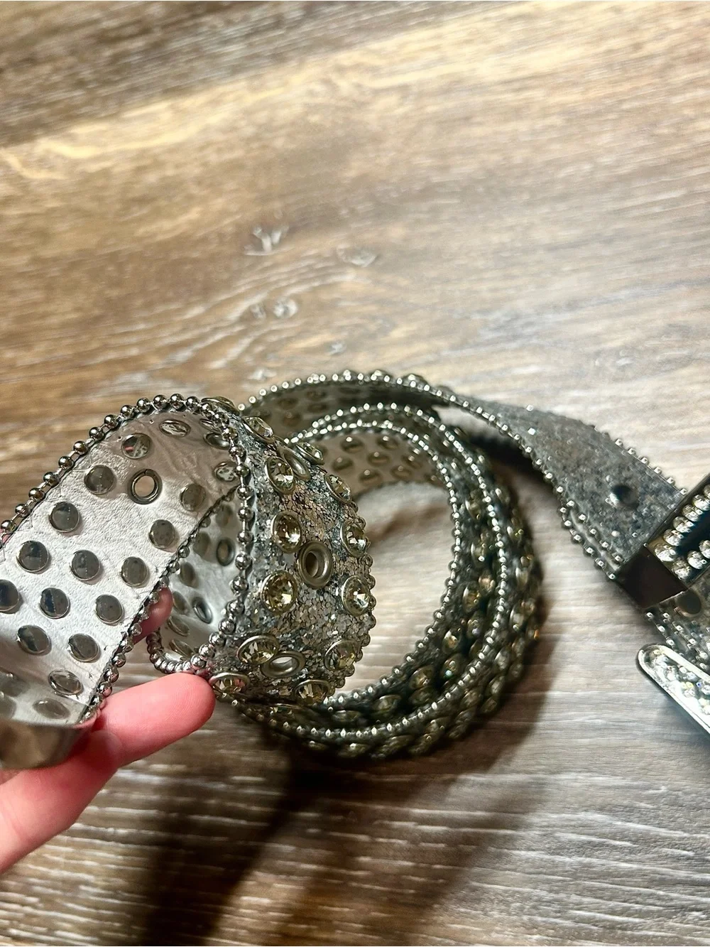 N/A look silver strap